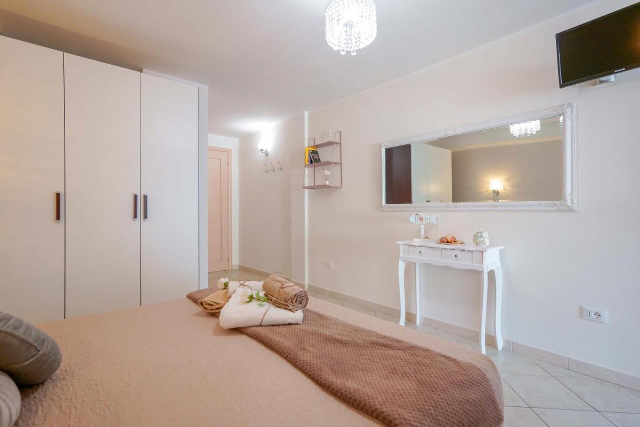 Casa Nostra Apartment พูลา ภายนอก รูปภาพ